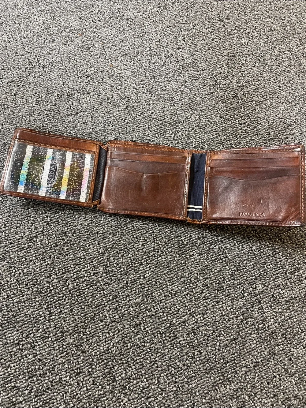 Vintage Nautica Genuine Leather Men’s Wallet. Made in India. Brown. GUC